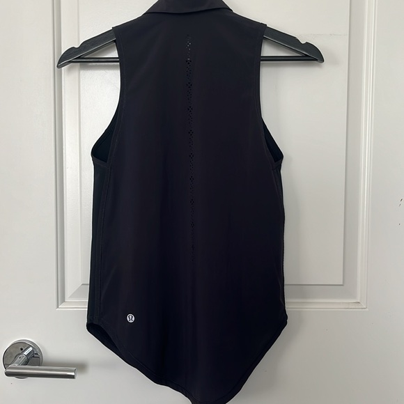 lululemon Hot Hitter Sleeveless Polo - Picture 2 of 3